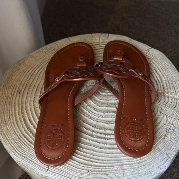 Tory Burch Miller Thong Women's Brown Sandal Size 8 - Picture 10 of 16